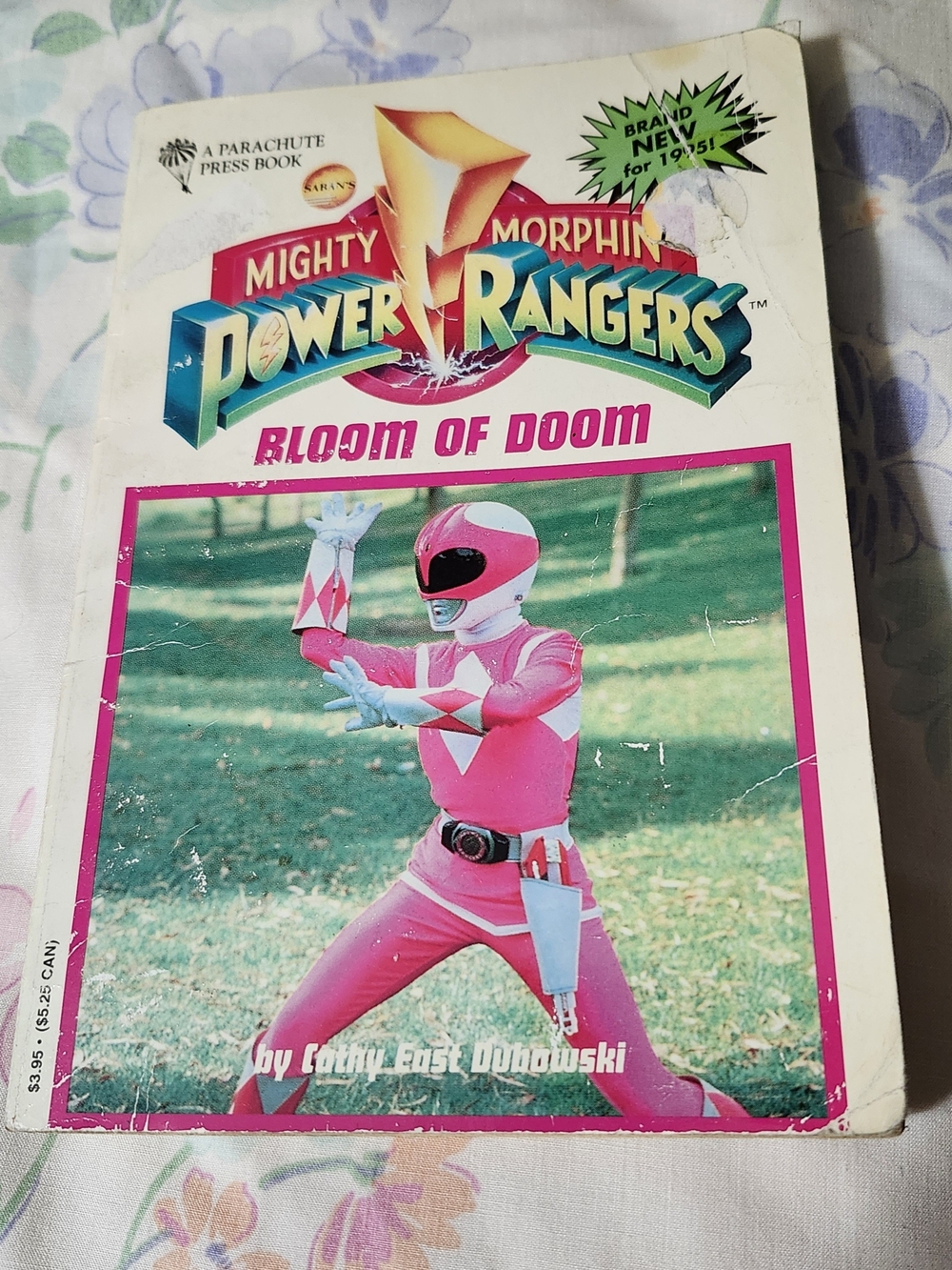 Vintage 1995 Mighty Morphin Power Rangers "Bloom of Doom" Paperback Book